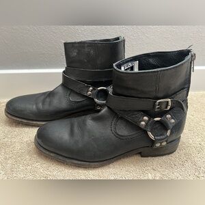 Frye Women's Black Leather Ankle Boots - SIZE 8D